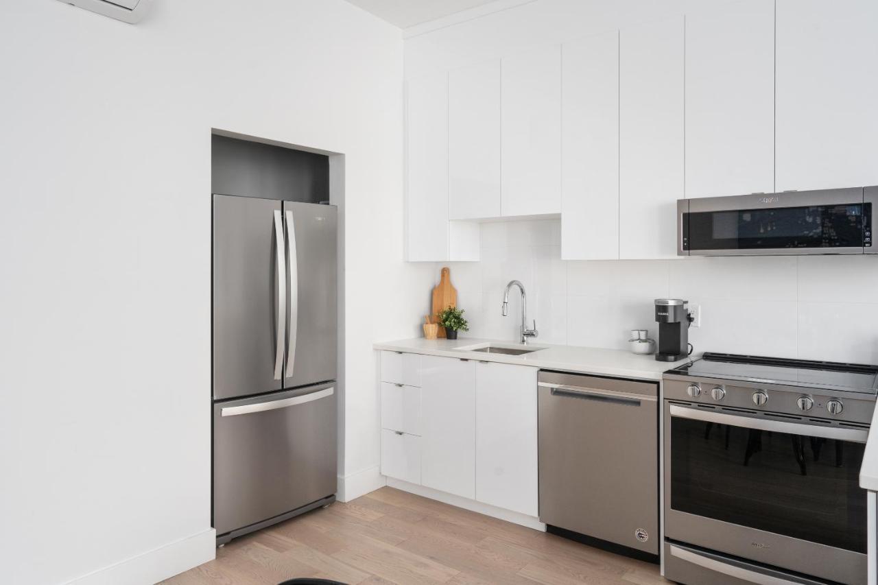 Bakan - The S&D Hotel Montreal Bagian luar foto