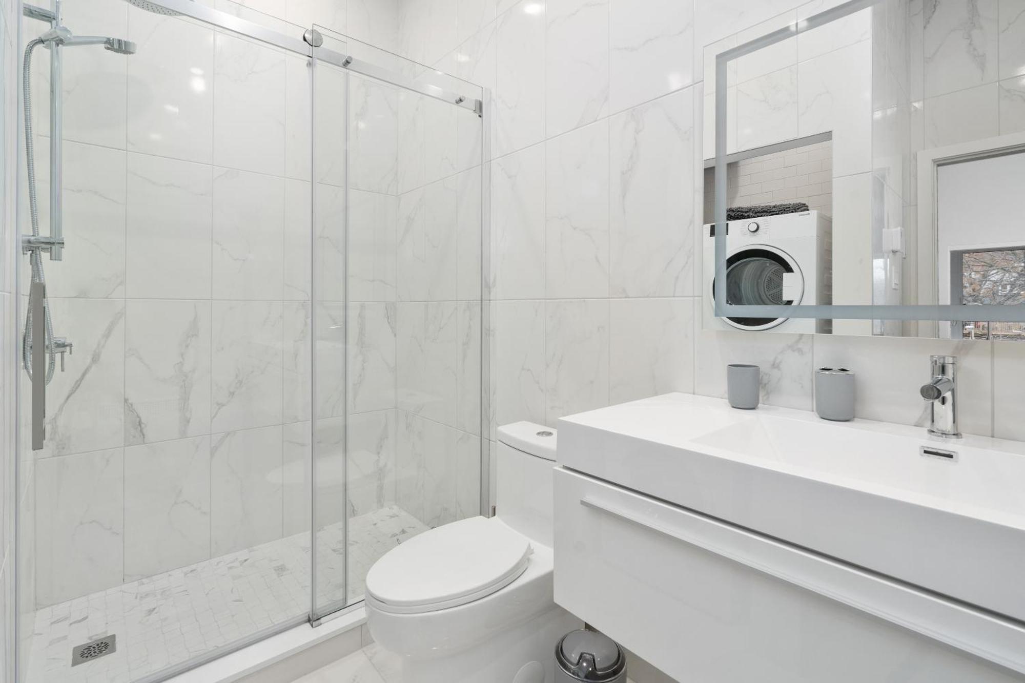 Bakan - The S&D Hotel Montreal Bagian luar foto